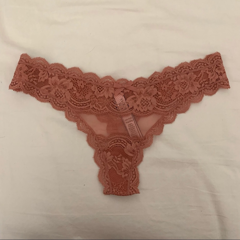 Victoria’s Secret Dream Angels Lace Thong